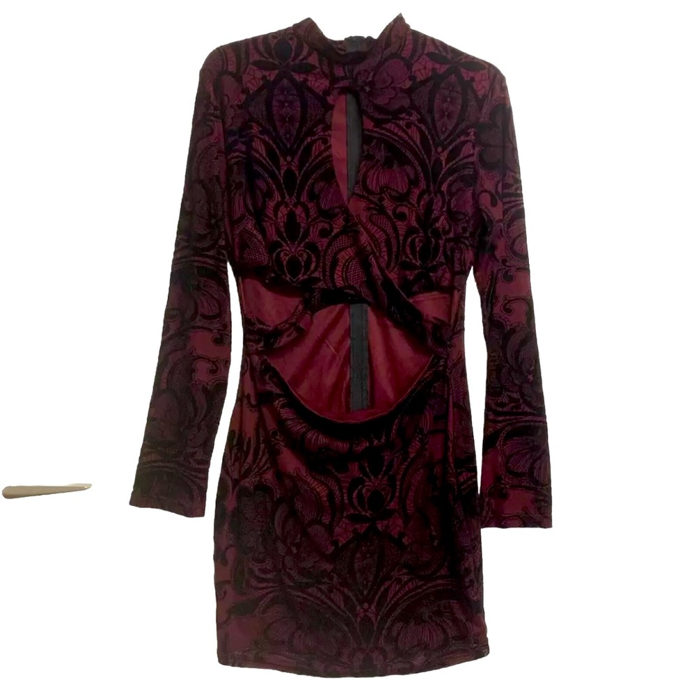 Women’s Dress Fashion Nova Size XL Burgundy Black Velvet Floral Detail Cut Outs